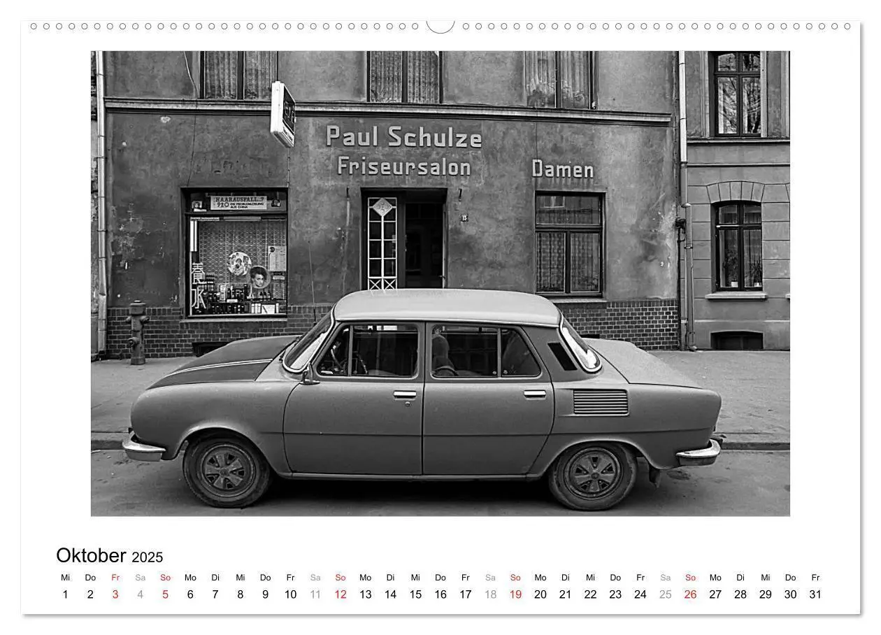 Bild: 9783435821396 | Aus - Zeit der Trabanten (Wandkalender 2025 DIN A2 quer), CALVENDO...