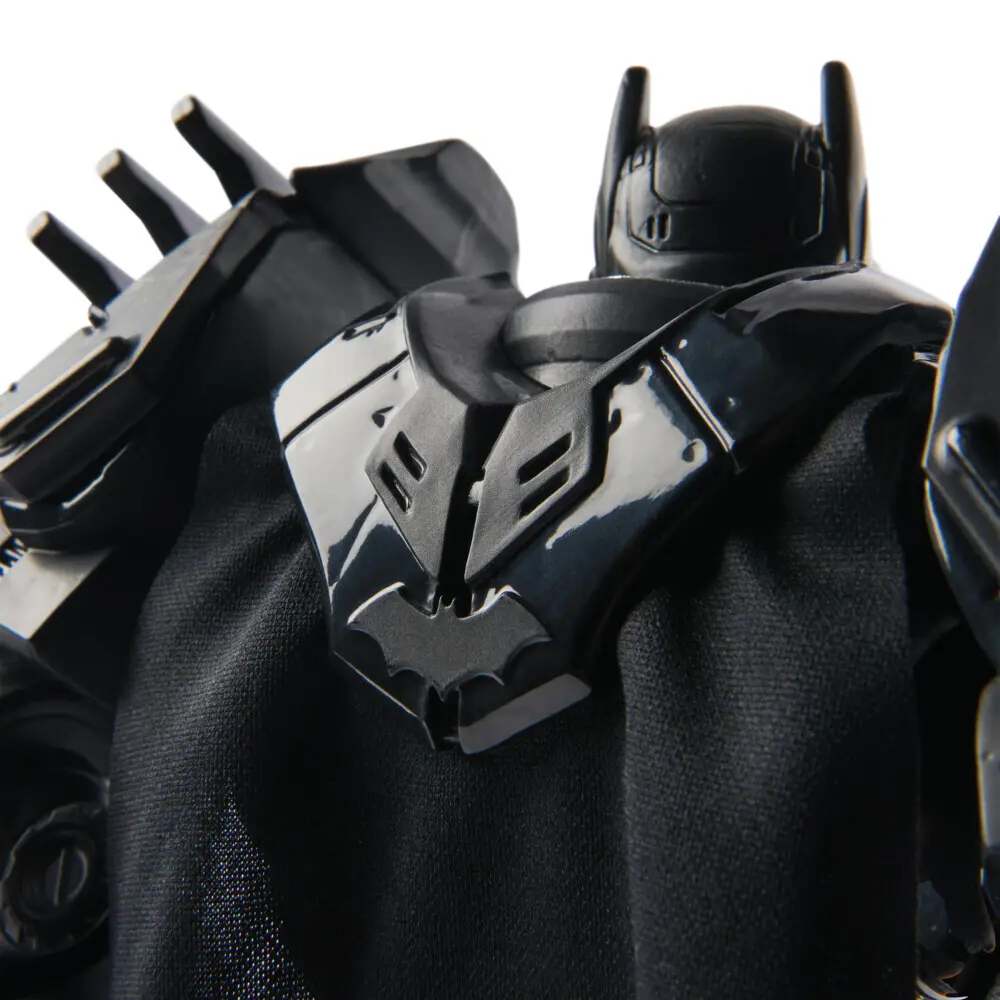 Bild: 681147061996 | DCU Metal Force Hero Batman (30cm) | Karton | 61996 | Deutsch | 2025