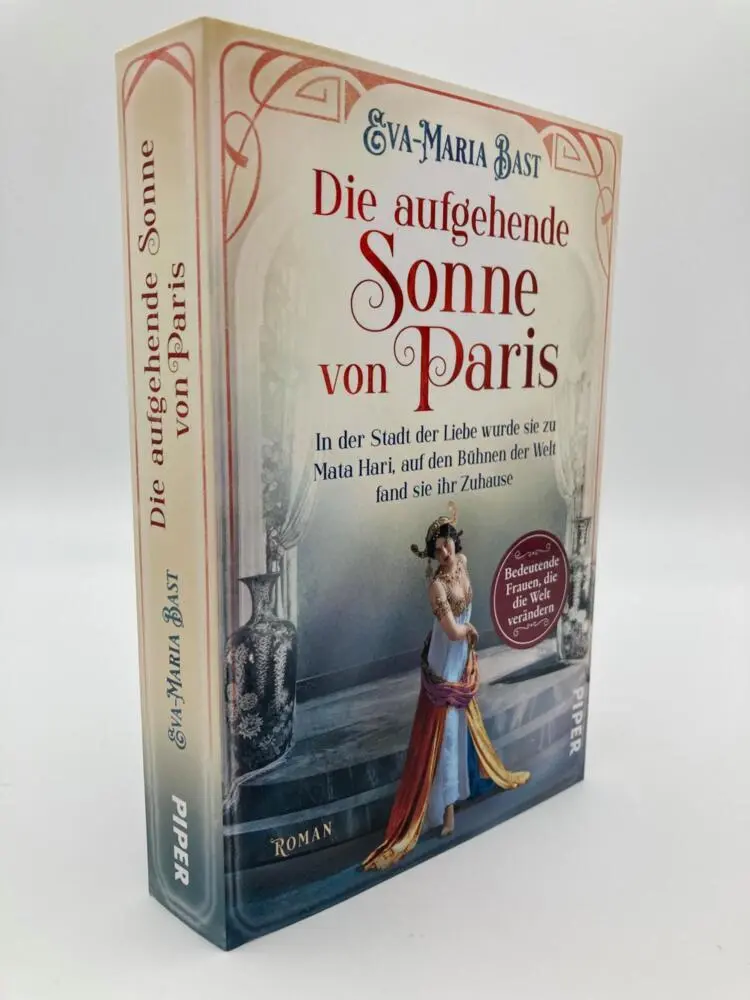 Rückseite: 9783492062596 | Die aufgehende Sonne von Paris | Eva-Maria Bast | Taschenbuch | 400 S.