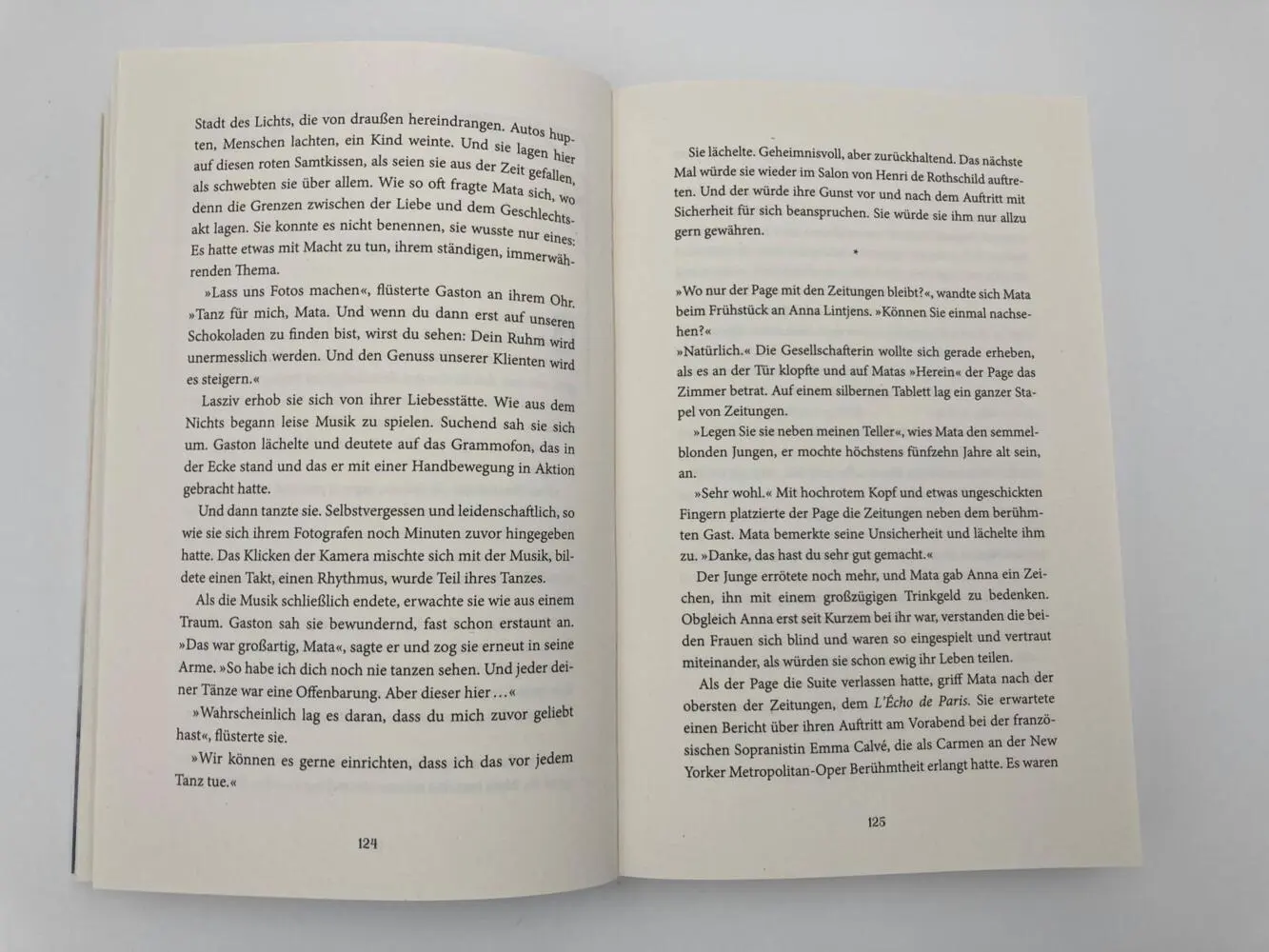 Bild: 9783492062596 | Die aufgehende Sonne von Paris | Eva-Maria Bast | Taschenbuch | 400 S.