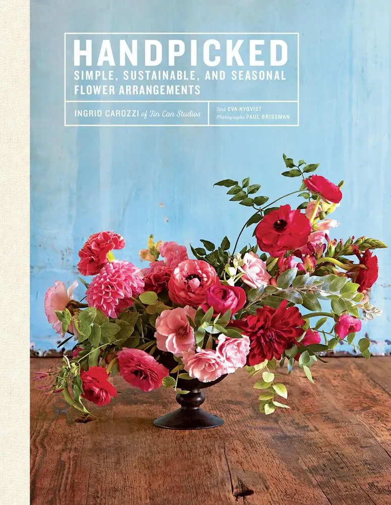 Cover: 9781419723896 | Handpicked: Simple, Sustainable, and Seasonal Flower Arrangements