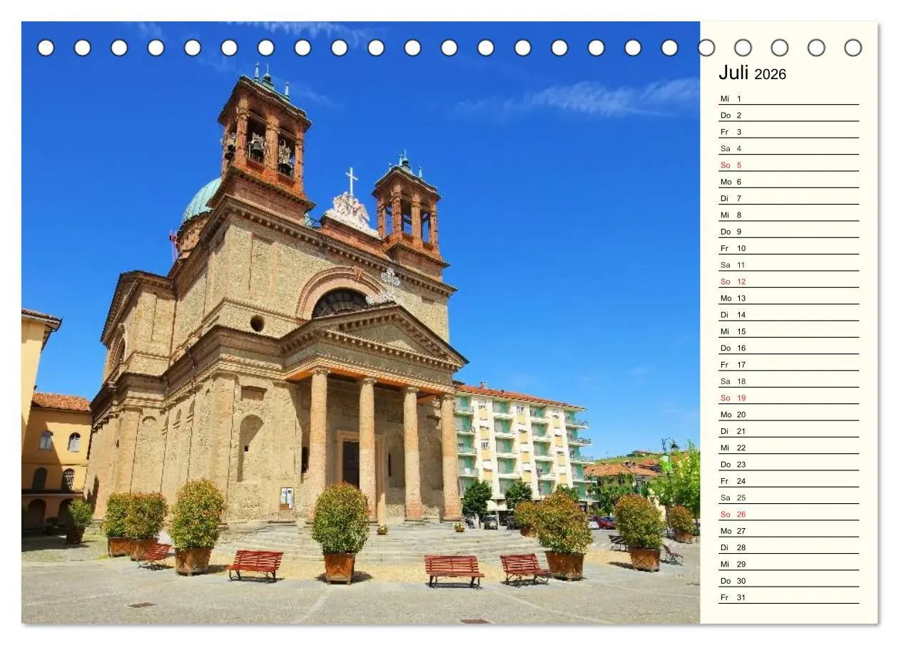 Bild: 9783457984796 | Die Langhe - Im Herzen des Piemonts (Tischkalender 2026 DIN A5...