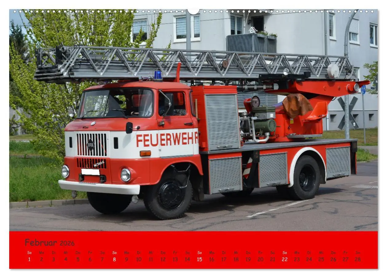 Bild: 9783457354896 | DDR Feuerwehr Klassiker (Wandkalender 2026 DIN A2 quer), CALVENDO...
