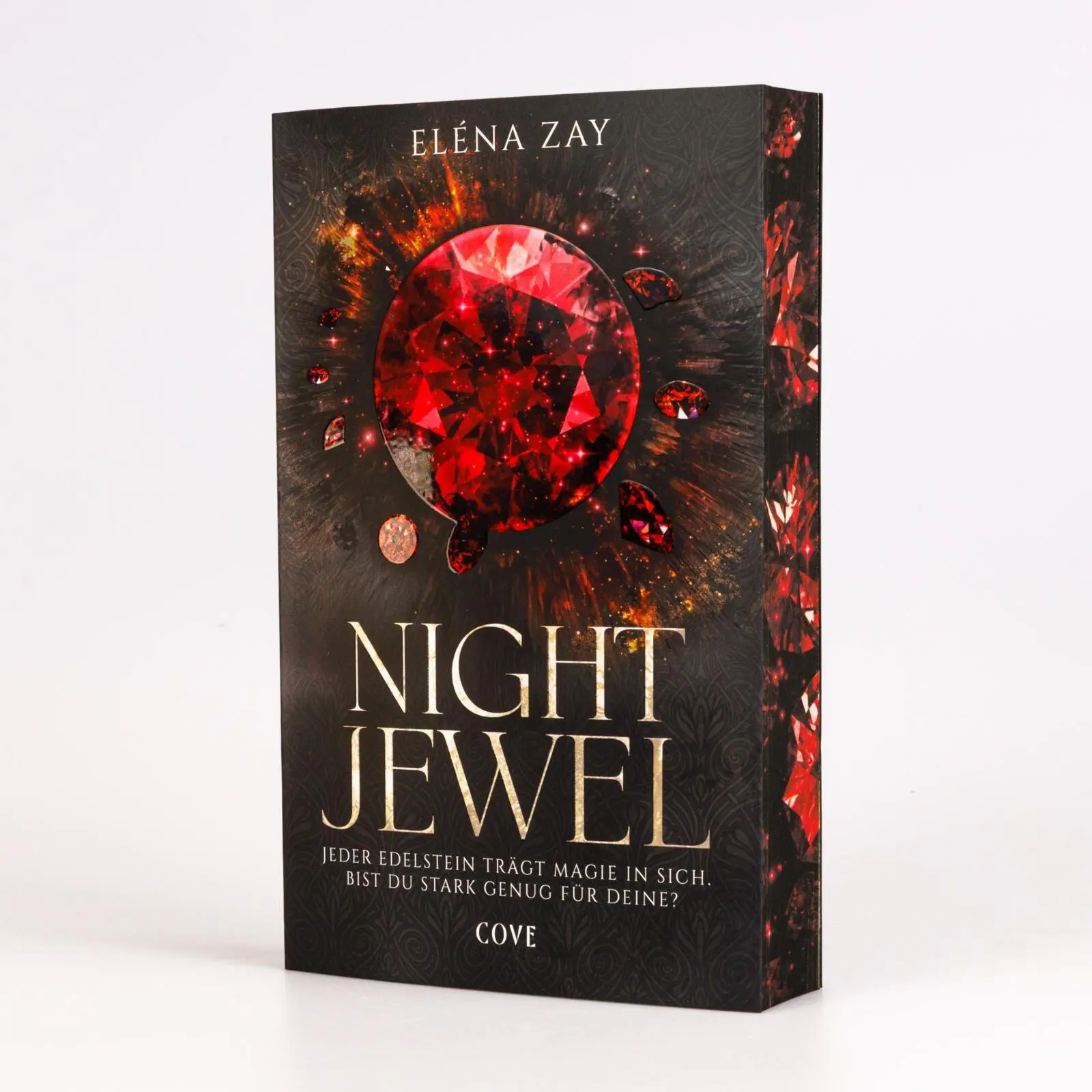 Bild: 9783551586896 | Night Jewel 1 | Edelstein-Romantasy mit einem Good Girl Gone Rogue