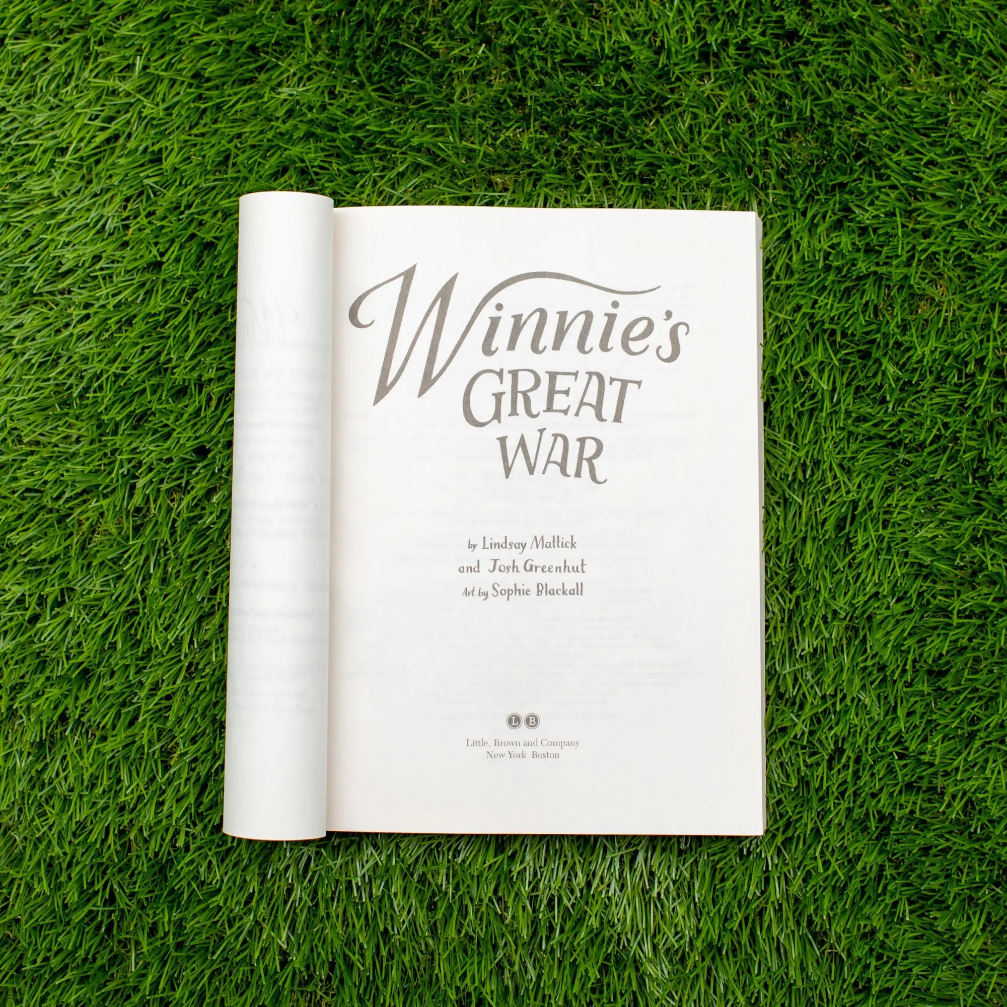 Bild: 9780316447096 | Winnie's Great War | Lindsay Mattick | Taschenbuch | Englisch | 2019