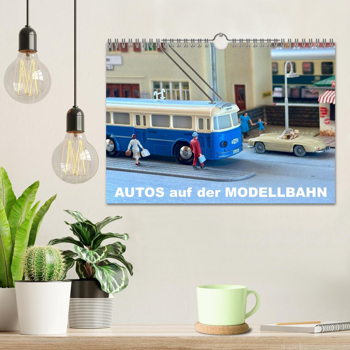 Bild: 9783457190197 | Autos auf der Modellbahn (Wandkalender 2025 DIN A4 quer), CALVENDO...