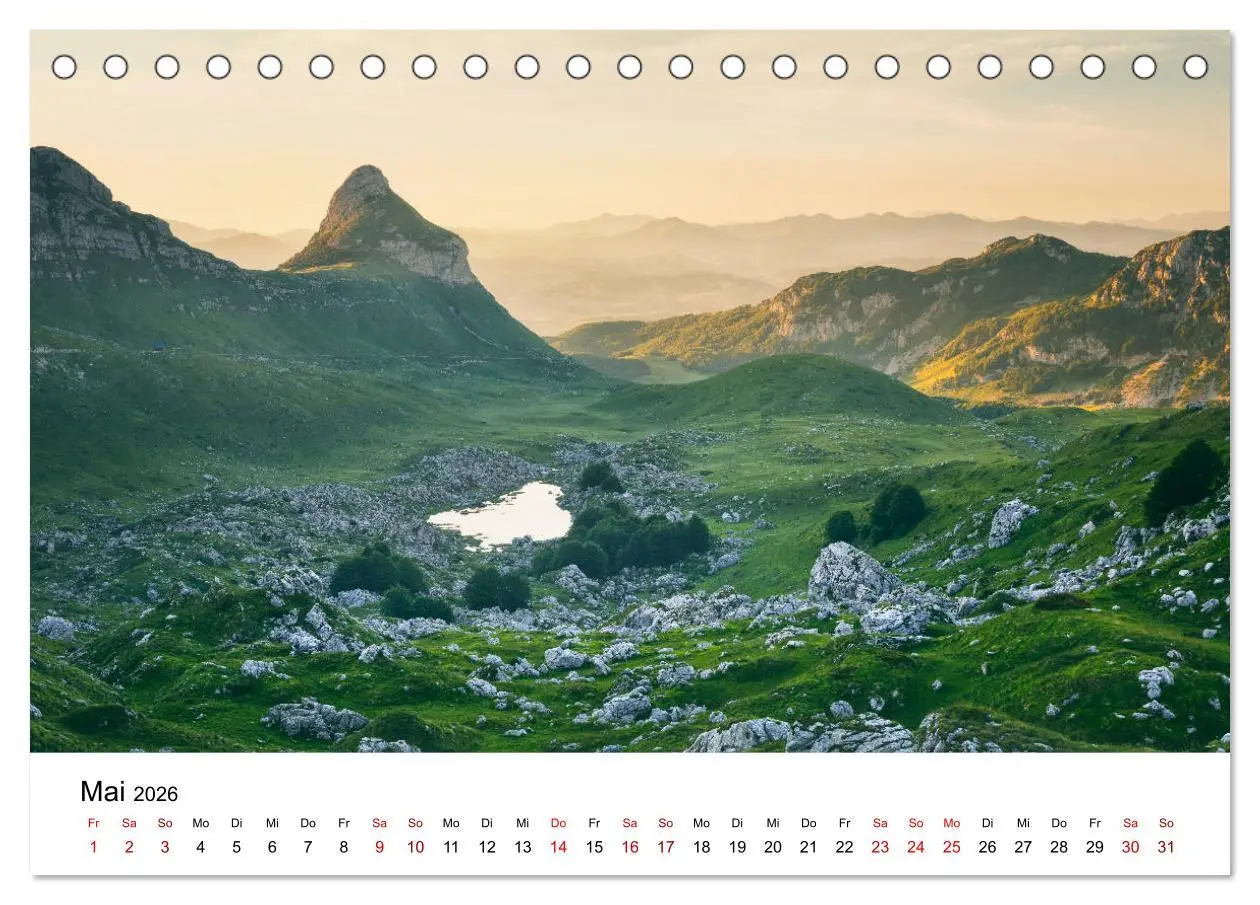 Bild: 9783457930397 | Montenegro - Im Land der schwarzen Berge (Tischkalender 2026 DIN A5...