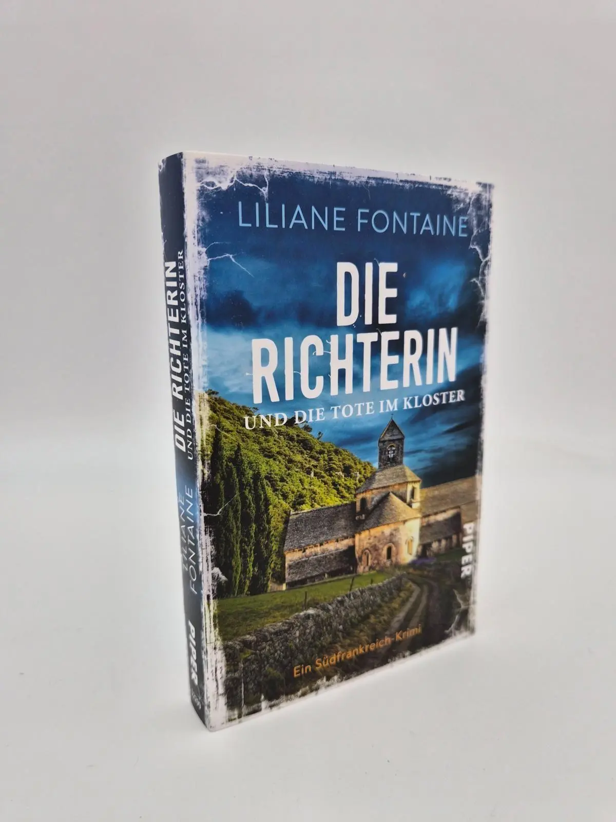 Bild: 9783492322997 | Die Richterin und die Tote im Kloster | Liliane Fontaine | Taschenbuch