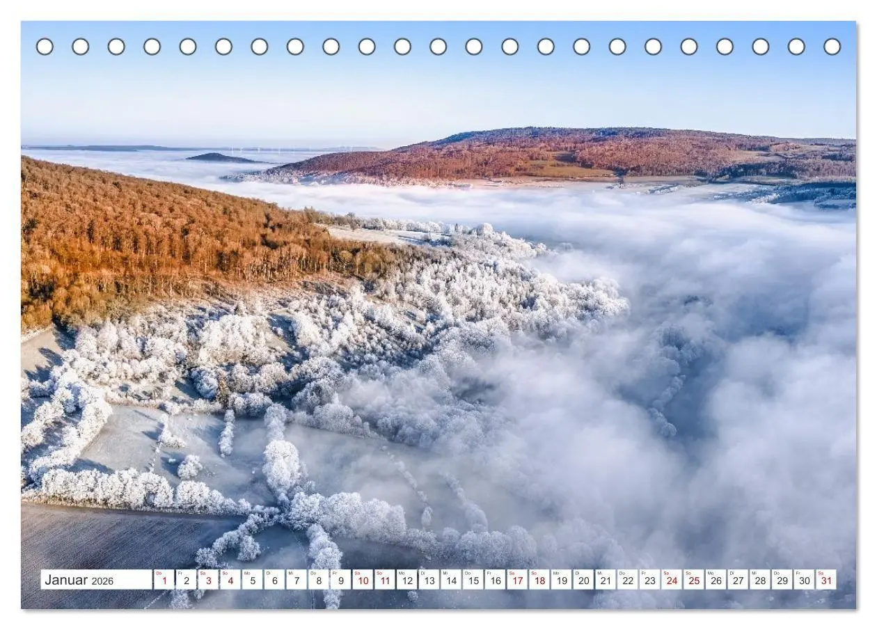 Bild: 9783516667097 | Die RHÖN: Faszinierende Berge und lebendige Bäche (Tischkalender...