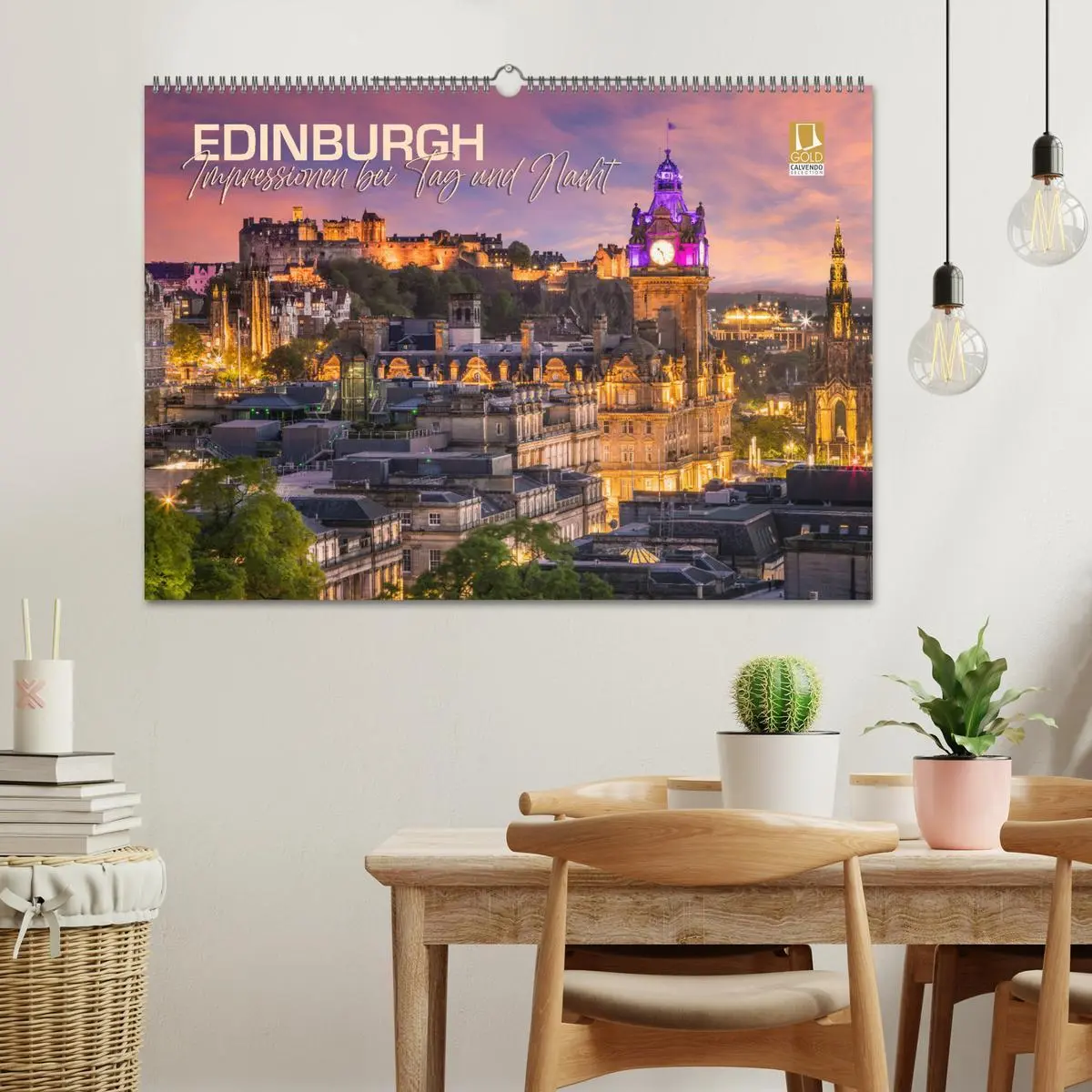 Bild: 9783457582398 | EDINBURGH Impressionen bei Tag und Nacht (Wandkalender 2026 DIN A2...