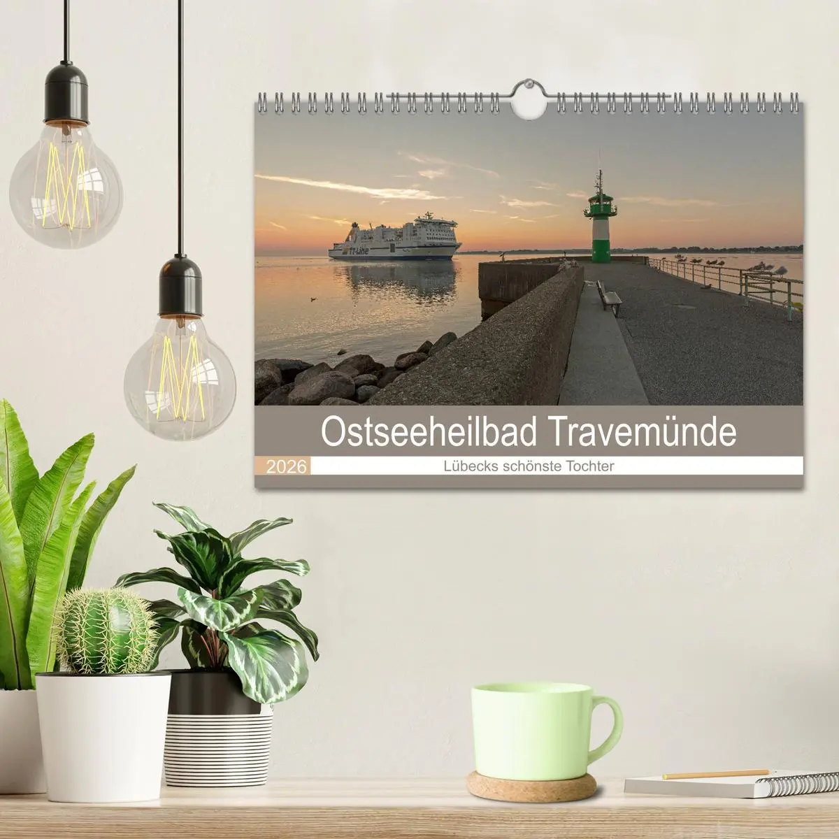 Bild: 9783457892398 | Ostseeheilbad Travemünde - Lübecks schönste Tochter (Wandkalender...