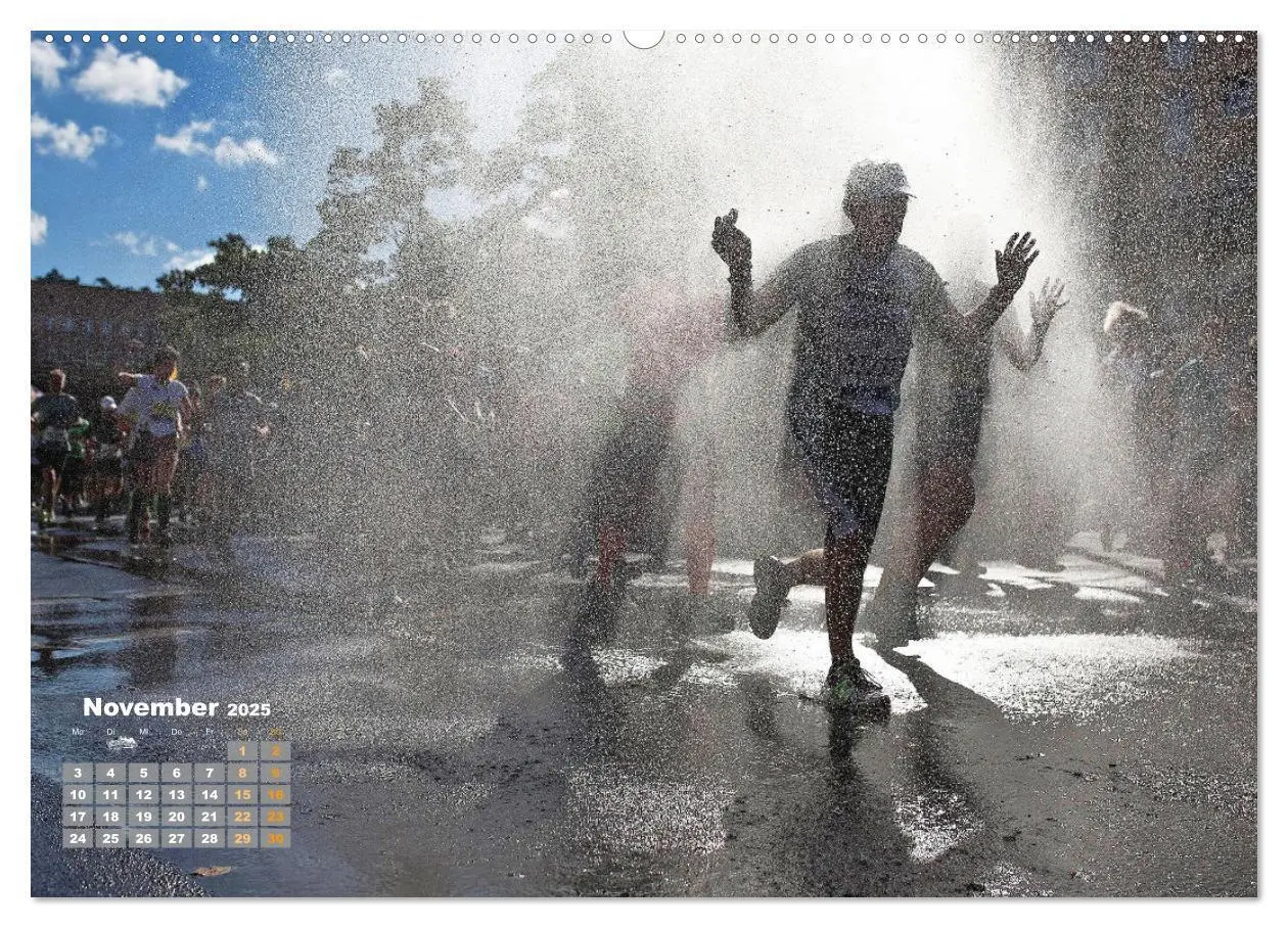 Bild: 9783383904998 | Triathlon: Mit Leidenschaft zur persönlichen Bestzeit (Wandkalender...