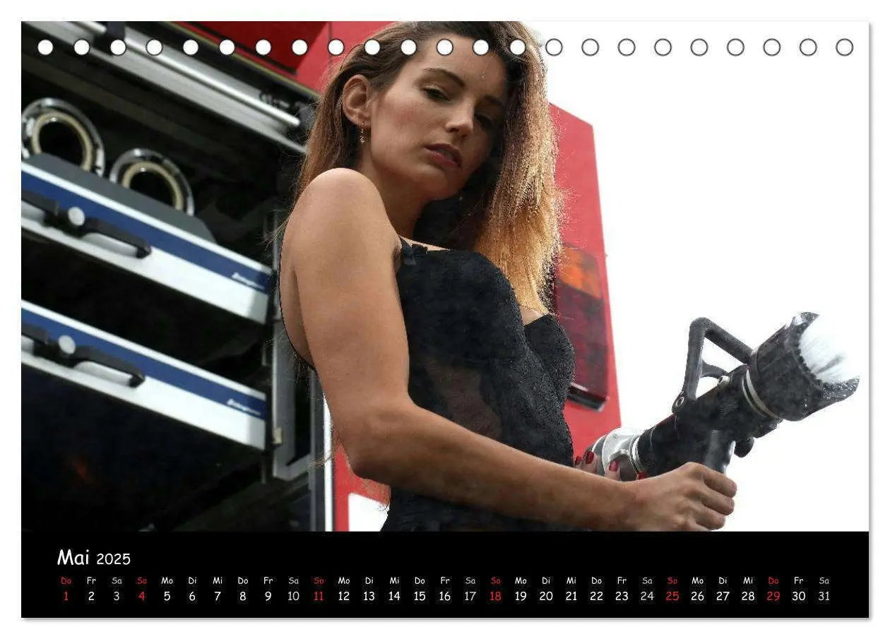 Bild: 9783435784998 | Feuerwehrkalender II - Erotische Fotografien von Thomas Siepmann...