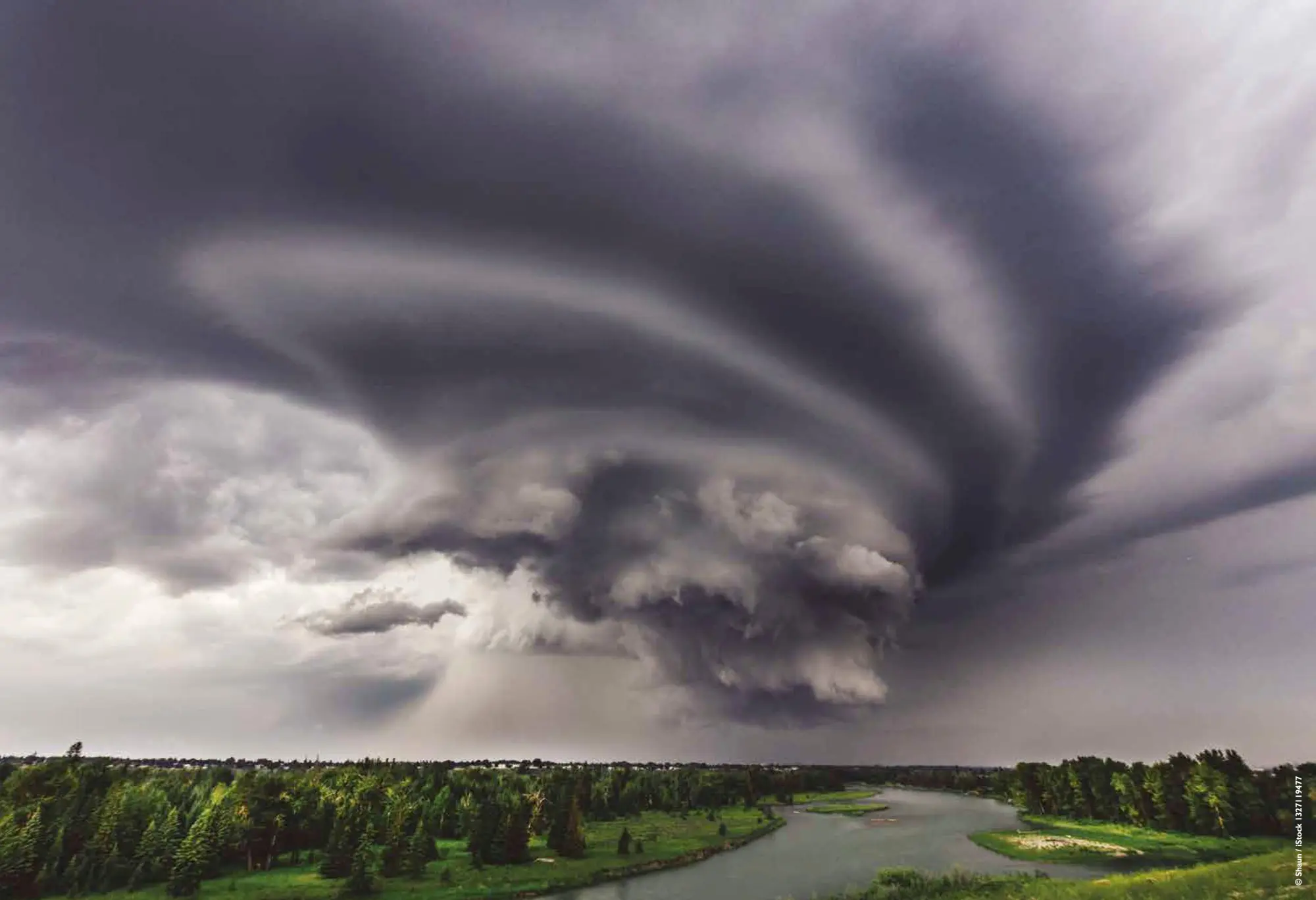 Bild: 9782361956998 | Atlas of Extreme Weathers | Lorenzo Pini | Buch | 160 S. | Englisch