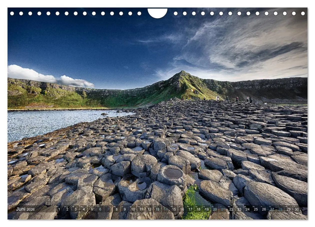 Bild: 9783457808498 | Irland - Zauberhafte Insel in grün (Wandkalender 2026 DIN A4 quer),...