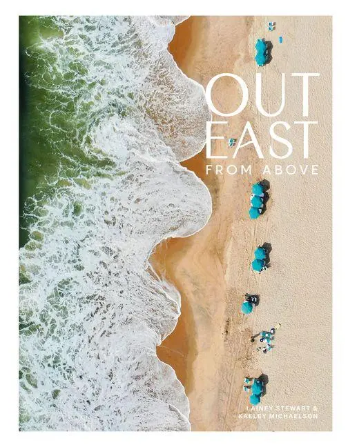 Cover: 9780764368998 | Out East from Above | An Aerial View of the South Fork | Buch | 2025
