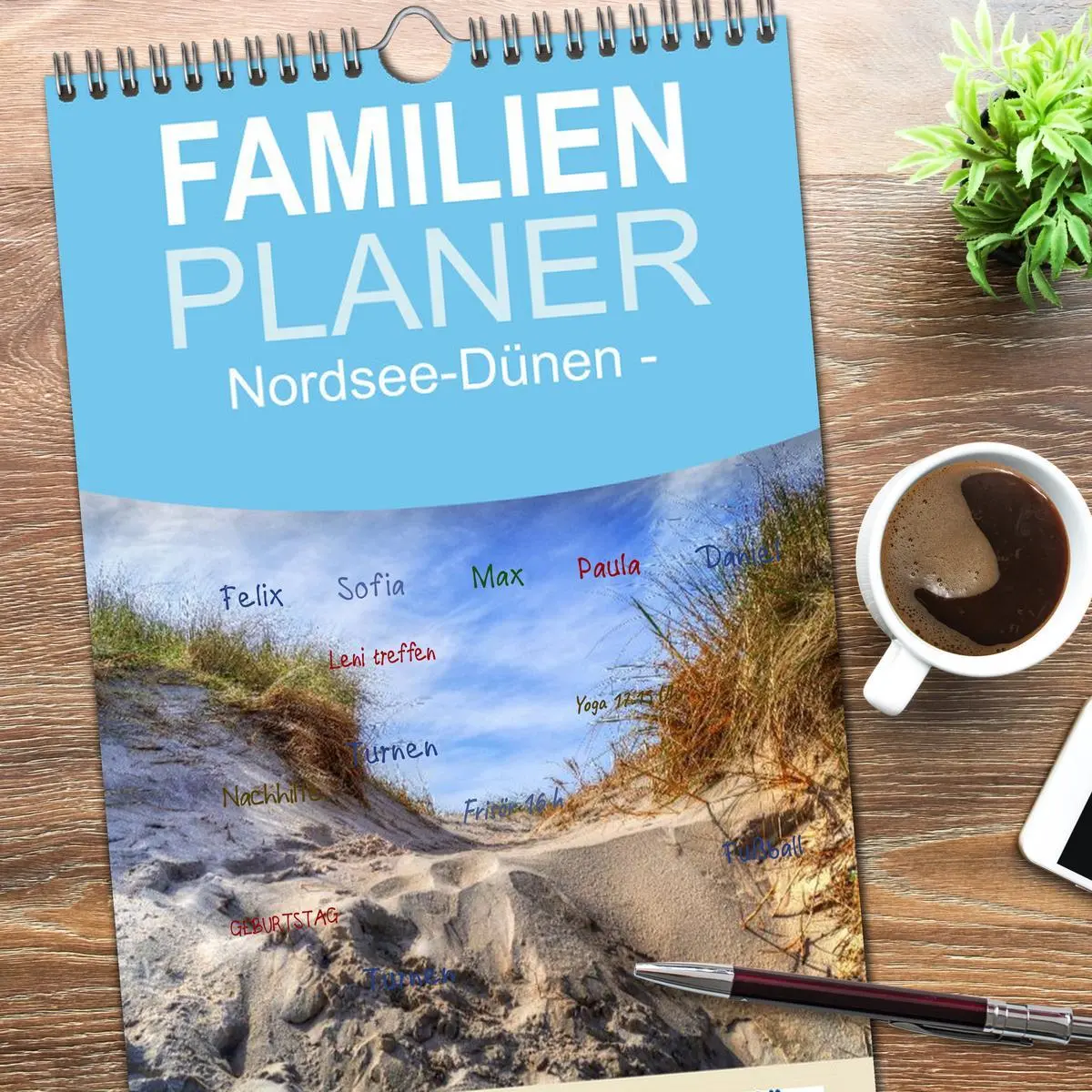 Bild: 9783516519198 | Familienplaner 2026 - Nordsee-Dünen mit 5 Spalten (Wandkalender, 21...