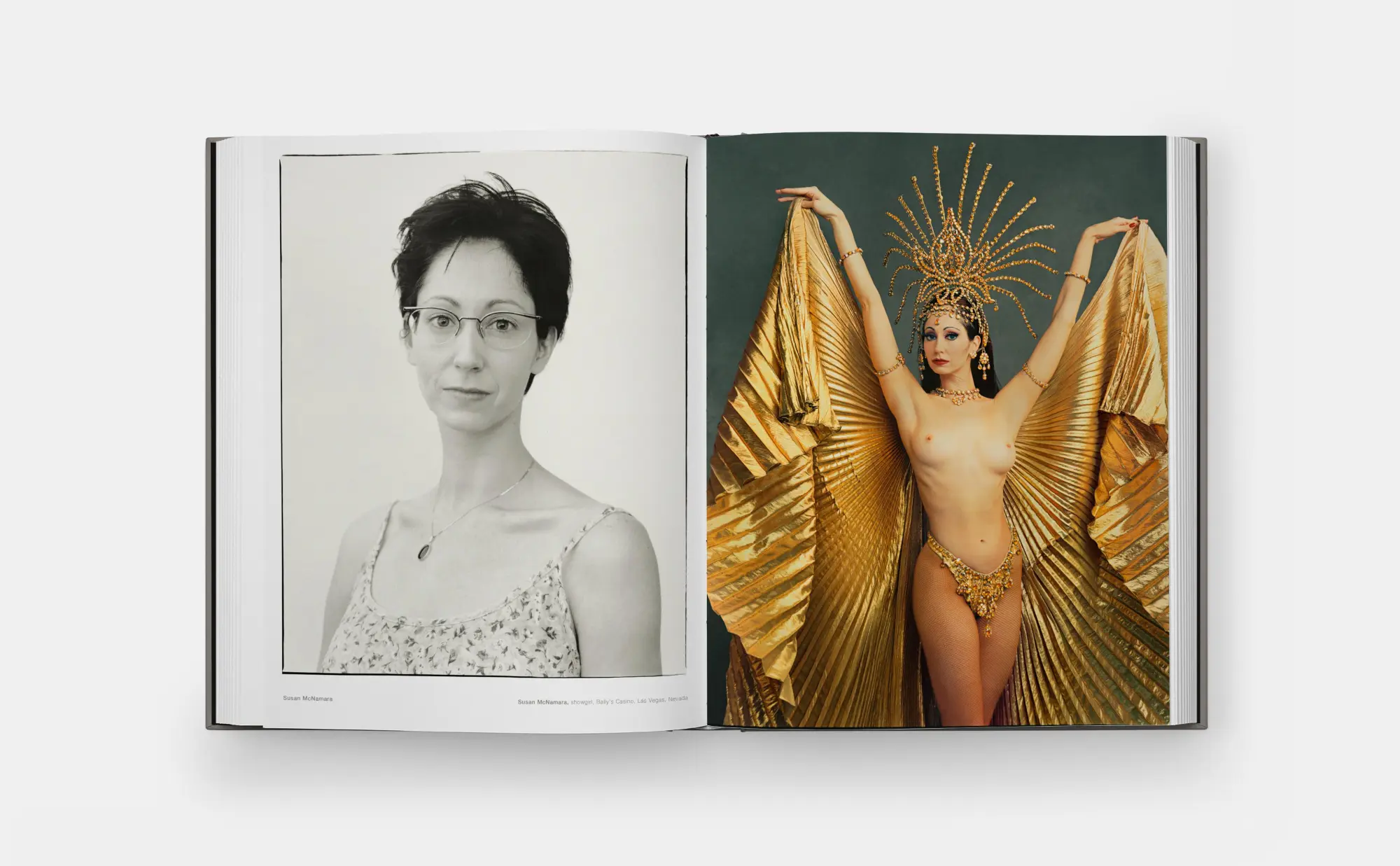 Bild: 9781837290499 | Annie Leibovitz: Women (2025) Slipcased Edition | Annie Leibovitz