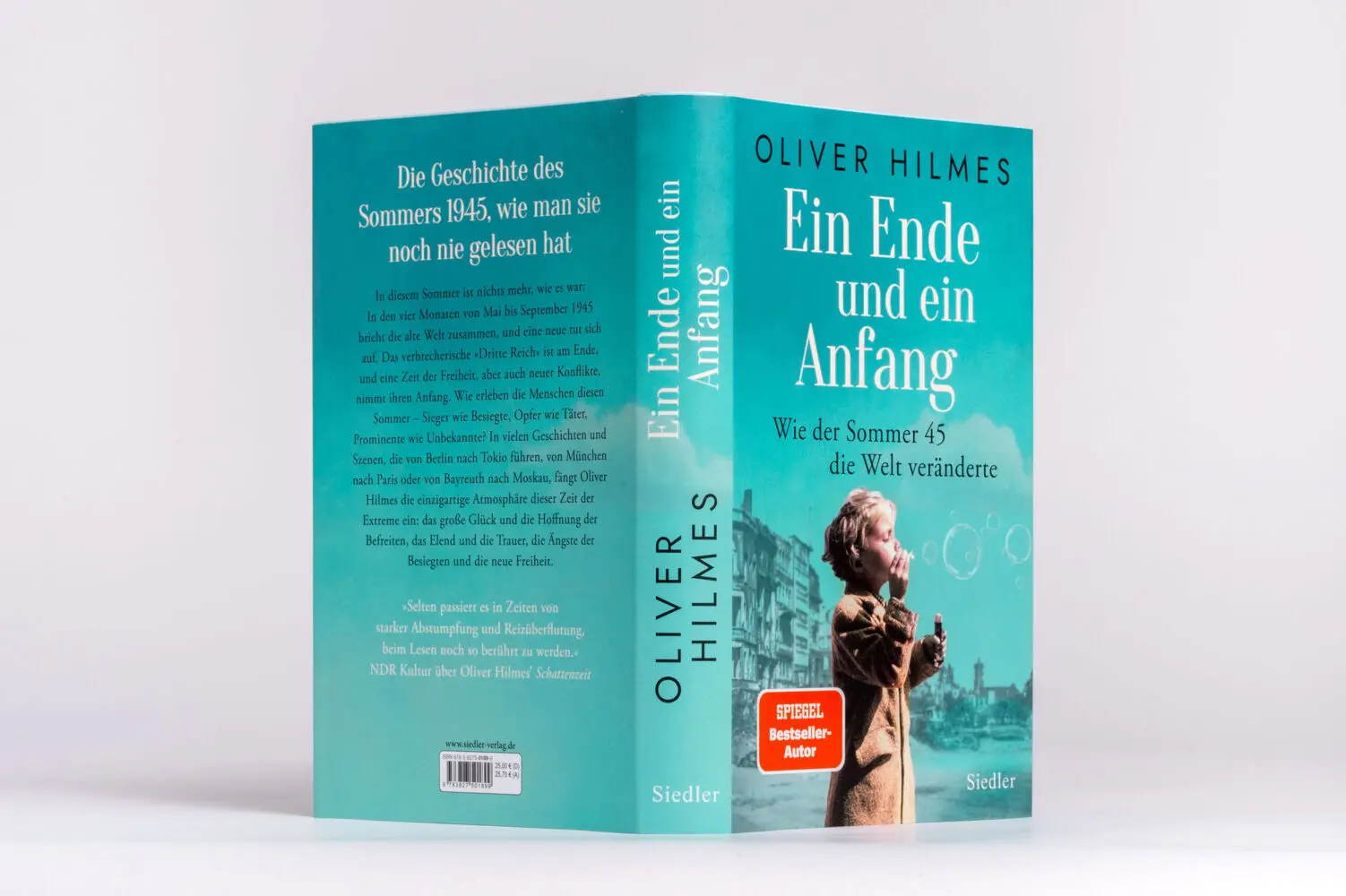 Bild: 9783827501899 | Ein Ende und ein Anfang | Wie der Sommer 45 die Welt veränderte | Buch