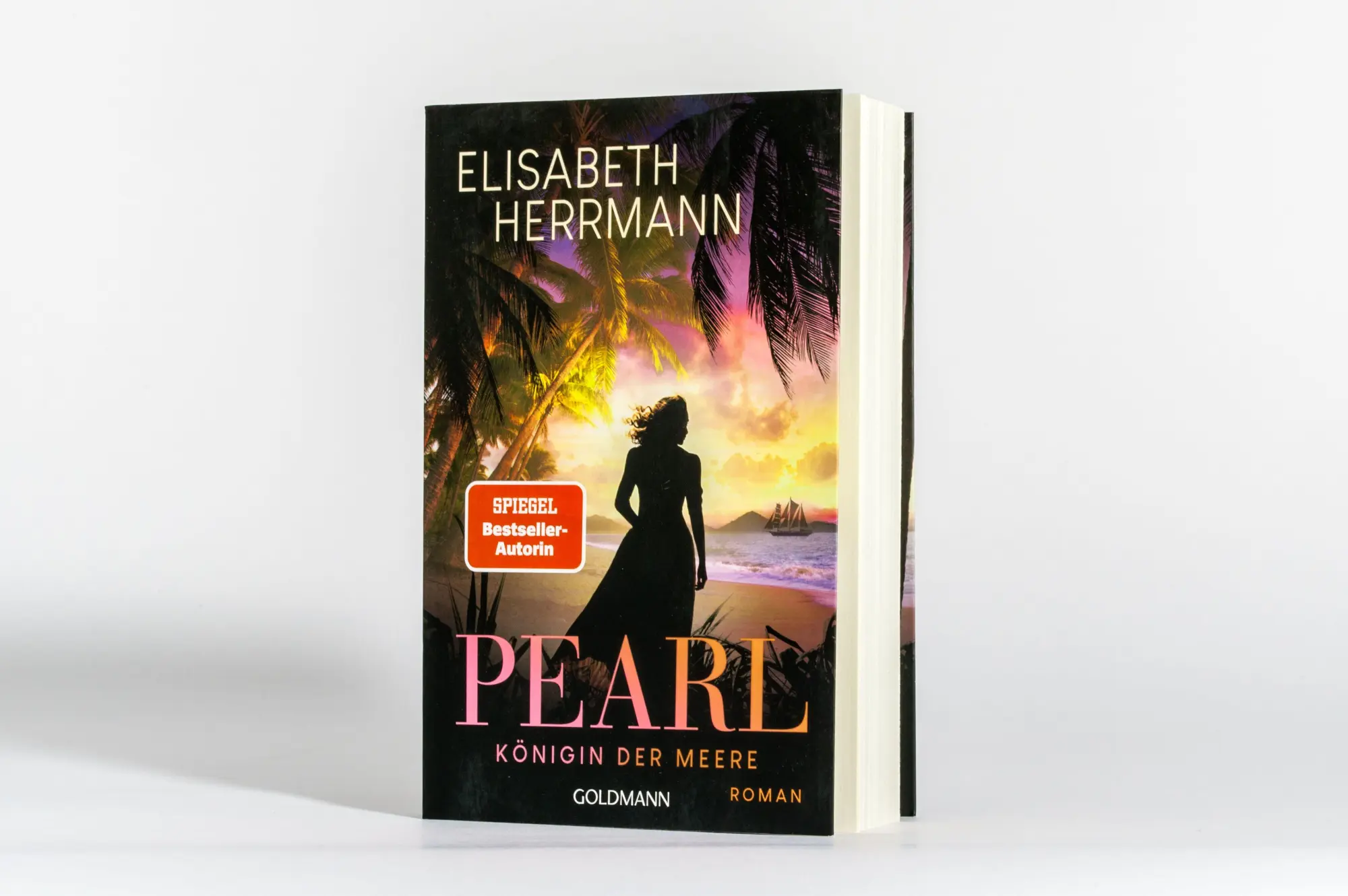 Bild: 9783442302499 | Pearl. Königin der Meere | Elisabeth Herrmann | Taschenbuch | 624 S.