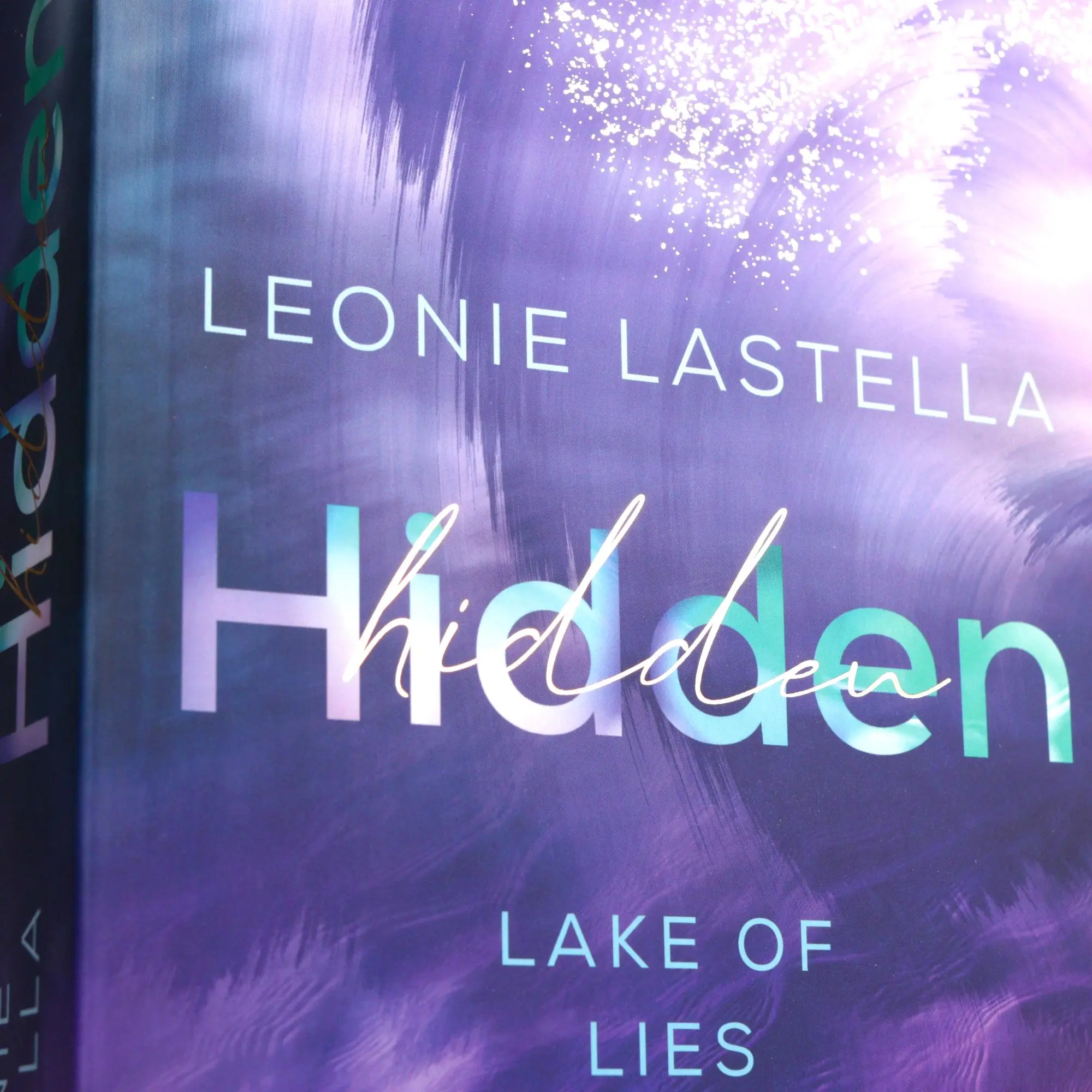 Bild: 9783423264099 | Lake of Lies - Hidden | Leonie Lastella | Taschenbuch | Lake of Lies