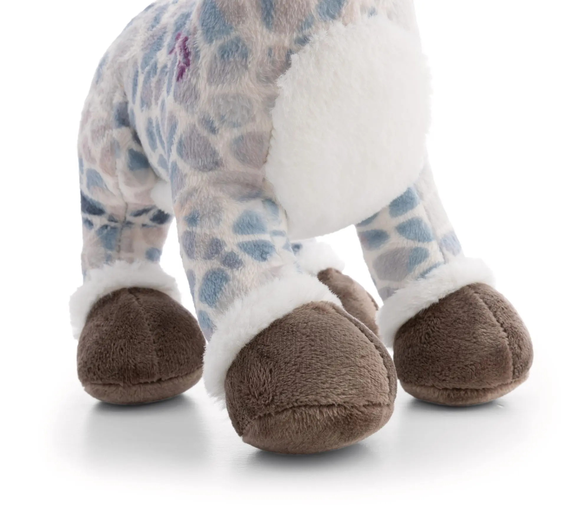 Cover: 4012390624199 | Nici 62419 Kuscheltier Giraffe Winny Winterfur 27cm stehend | Winter