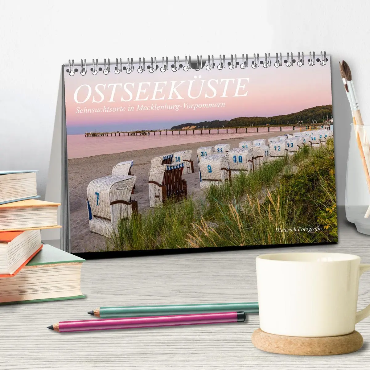 Bild: 9783457635599 | OSTSEEKÜSTE Sehnsuchtsorte in Mecklenburg-Vorpommern (Tischkalender...