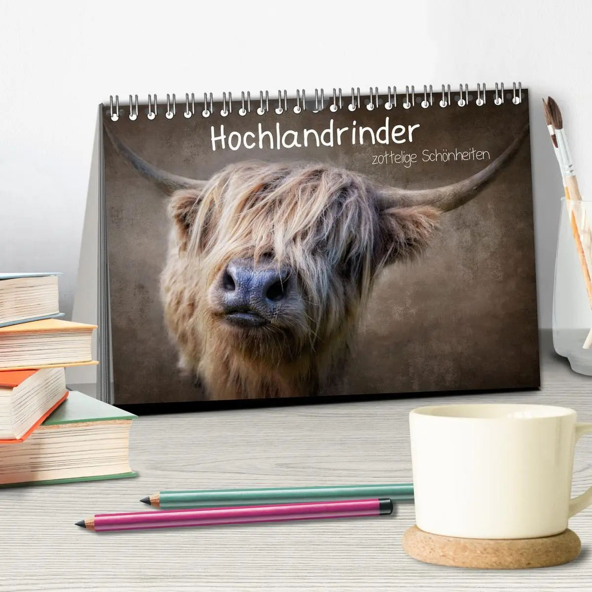 Bild: 9783457625699 | Hochlandrinder - Zottelige Schönheiten (Tischkalender 2026 DIN A5...